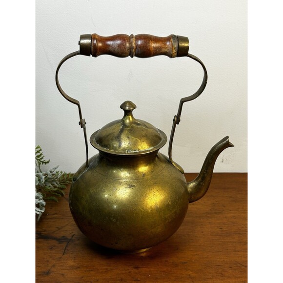Vintage Decorative Brass Tea Kettle W/Wood Handle & Gooseneck Spout Patina - Picture 3 of 10